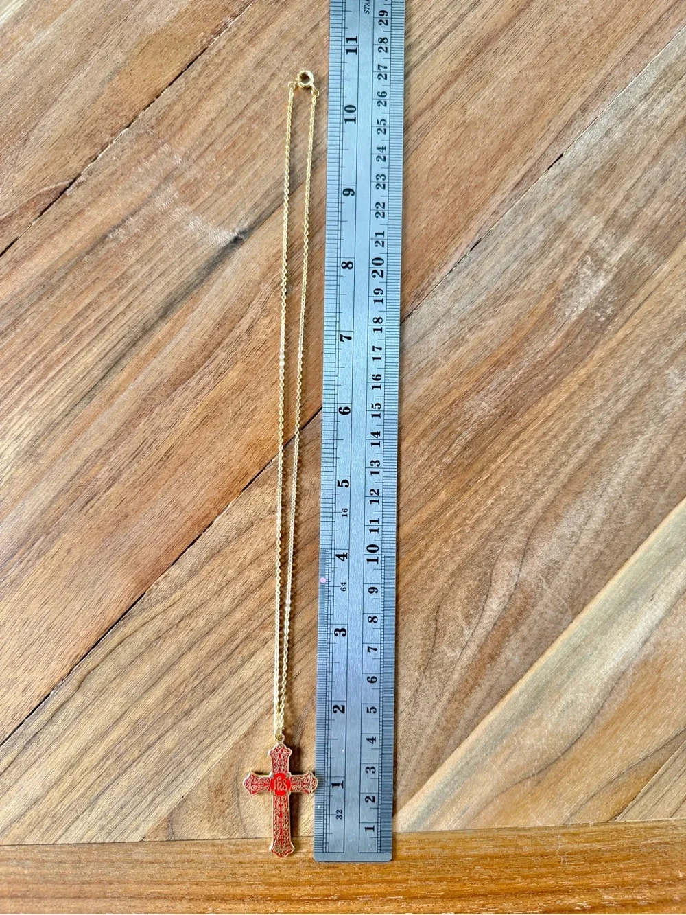Vintage ihs pectoral
